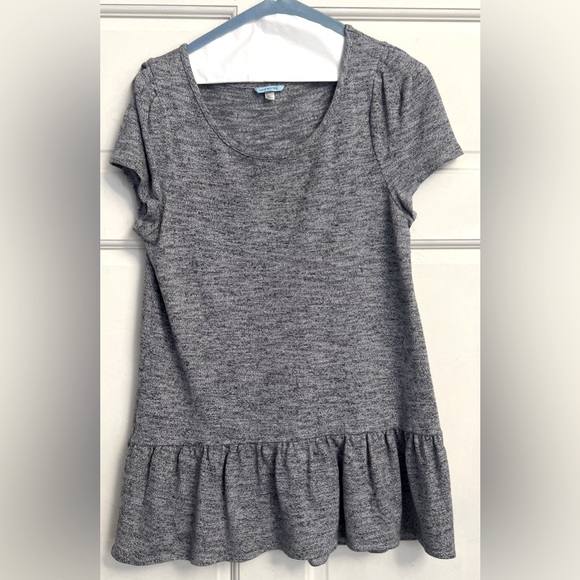 Leifnotes Tunic - Picture 1 of 4